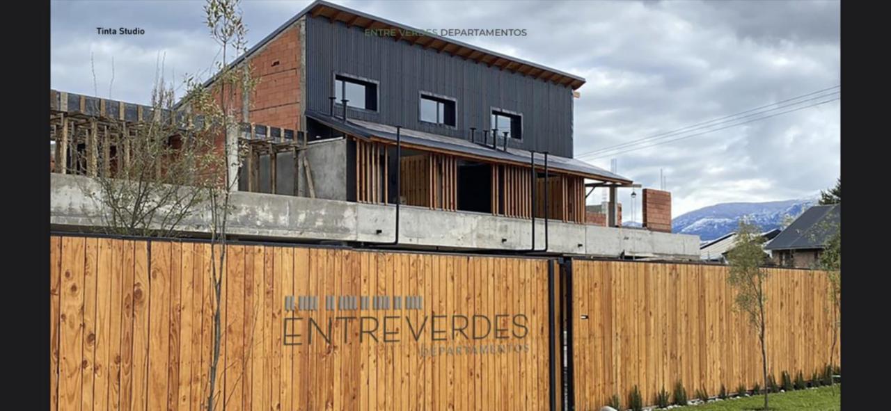 Entreverdes Departamentos El Bolson Luaran gambar